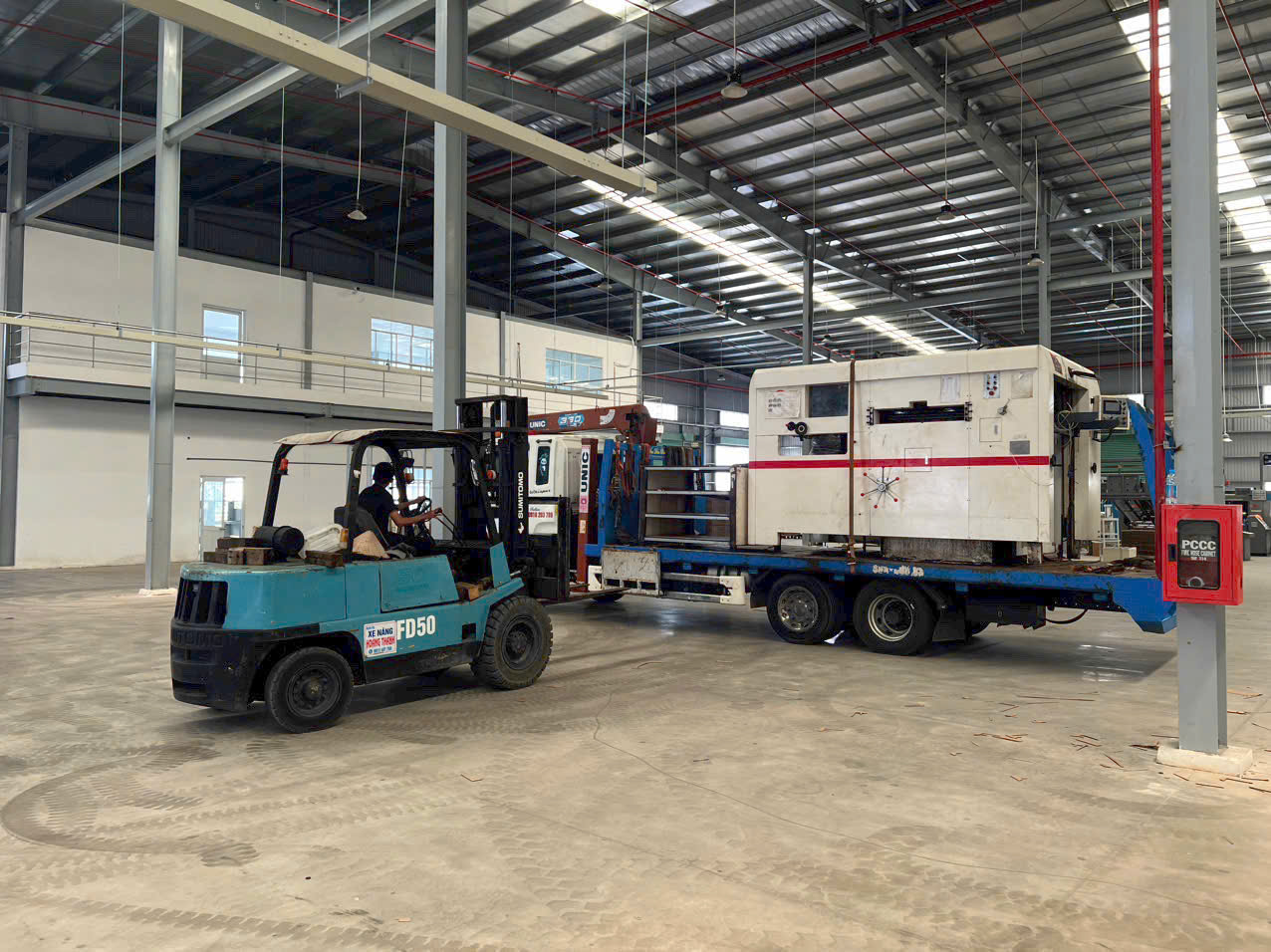 Xe Tải Cầu Bình Dương (2)