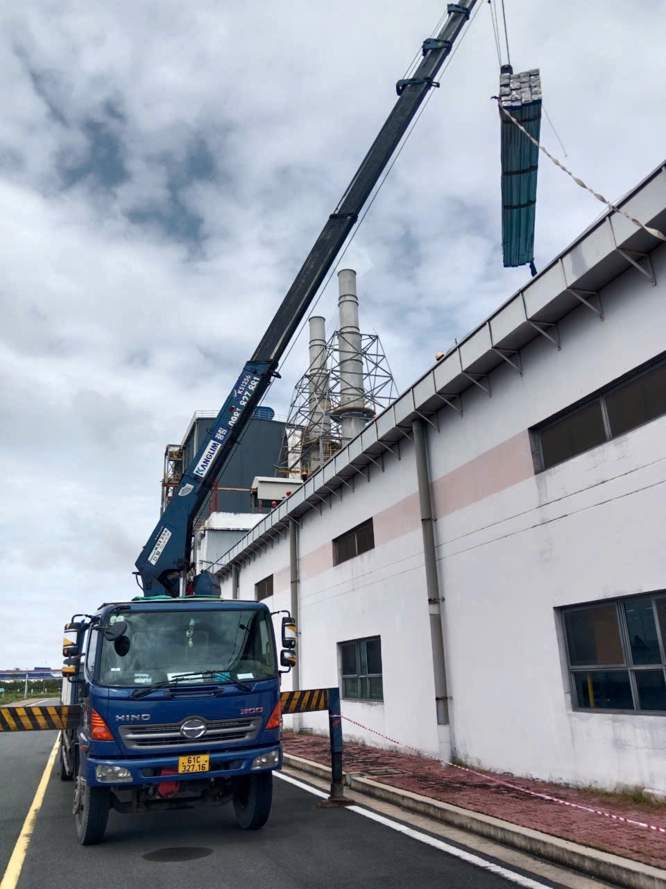 Xe Tải Cầu Bình Dương (3)