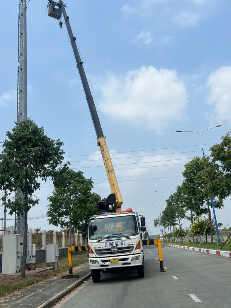 Xe Tải Cầu Bình Dương (11)